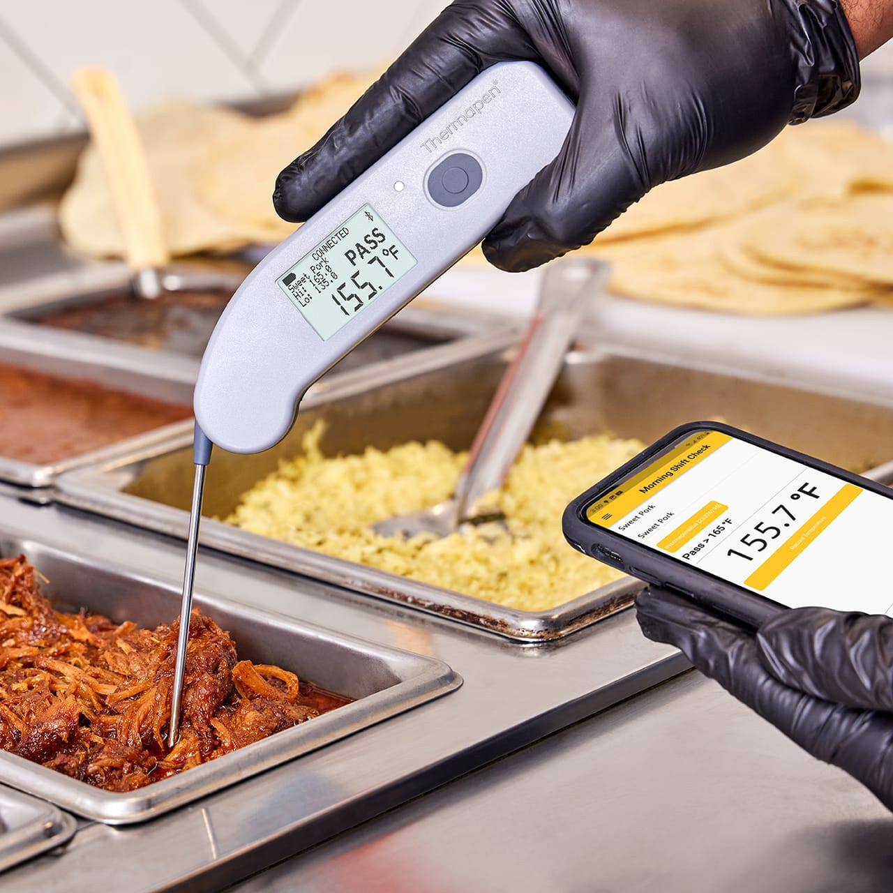 How Temperature Monitoring Devices Support Food Safety Training